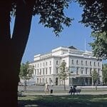 Avenyn: Skandalernas Boulevard - en stadsvandring med Pether Ribbefors!